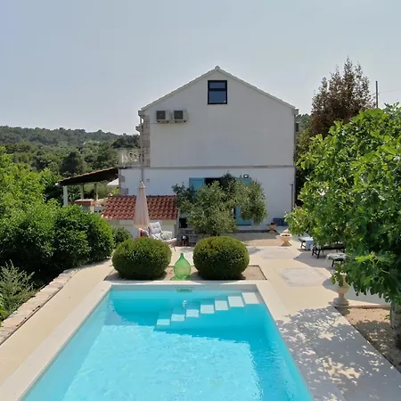 Casa Katrida بيت للعطل